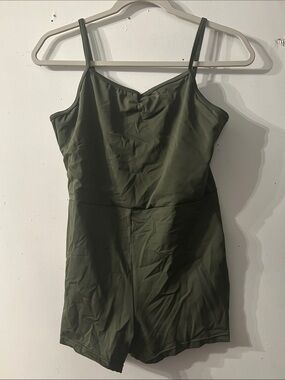 Weissman Olive Green Sleeveless Jumpsuit